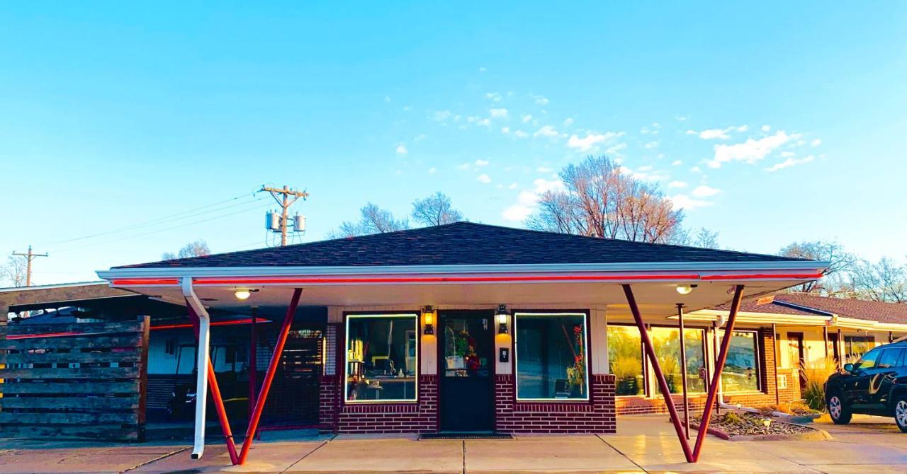 Raine Motel Valentine Extérieur photo